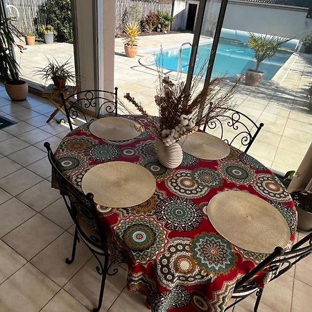 Les Voyages De Louison Bed & Breakfast Lavardac Eksteriør bilde